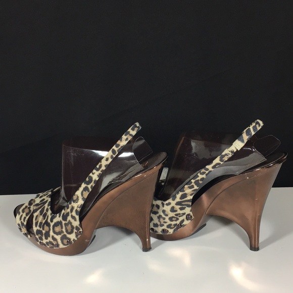 MARCIANO , Size 8 M , 9 , Leopard Color, Sandal . - Picture 4 of 8